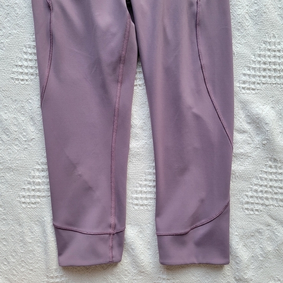 Lululemon In Movement Crop Athletic Sporty Legging *Everlux 19" Smoked Mulberry - Picture 6 of 11